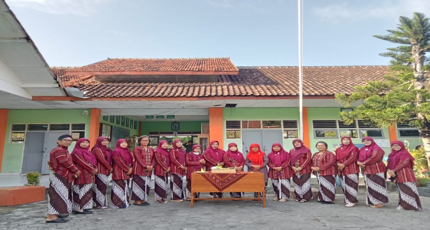 Gebyar Tiga HUT di SMP Negeri 4 Wates