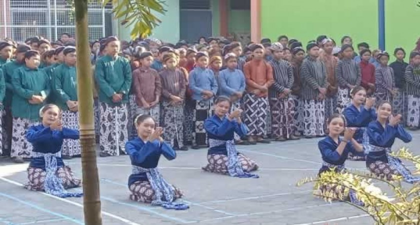 Gebyar  SMP Negeri 4 Wates pada Bulan Agustus