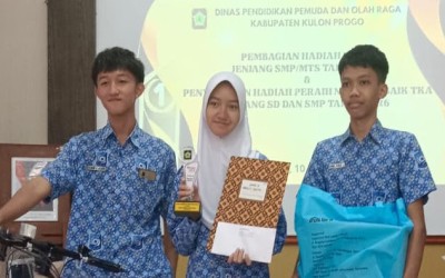 Nilai TKA Tertinggi Se-Kabupaten Kulon Progo dan Juara 2 FLS3N Menulis Cerita